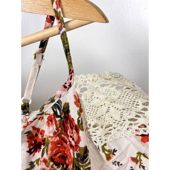 Gorgeous Angie Boho Floral S/S Top w/ Lace Accents EUC Sz S - Picture 7 of 7